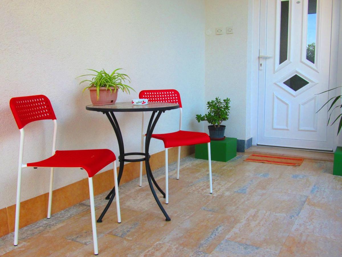 Apartments Natasa Đảo Krk Ngoại thất bức ảnh