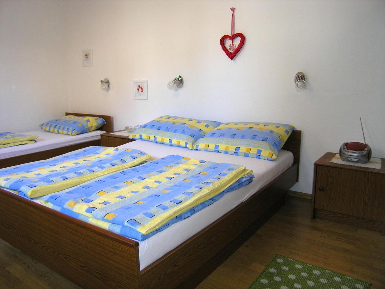 Apartments Natasa Đảo Krk Ngoại thất bức ảnh